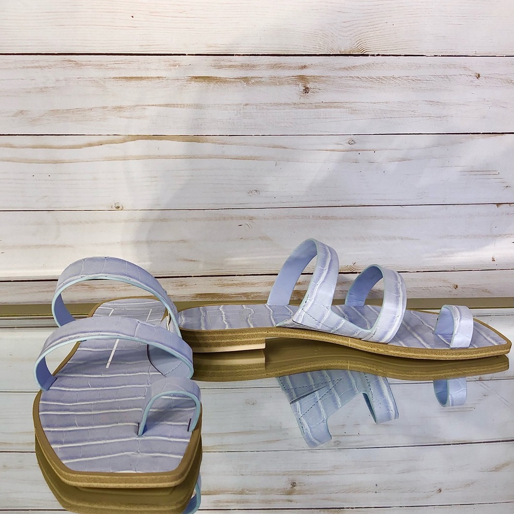 NWOT Dolce Vita Isala Blue Lizard Embossed Sandals